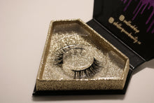 Load image into Gallery viewer, &quot;She&#39;s So Lucky&quot; Lashes
